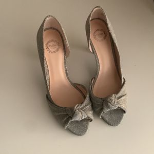 I. Miller Womens Ferna Peep Toe Cone Heel Silver Pumps Size 7.5M